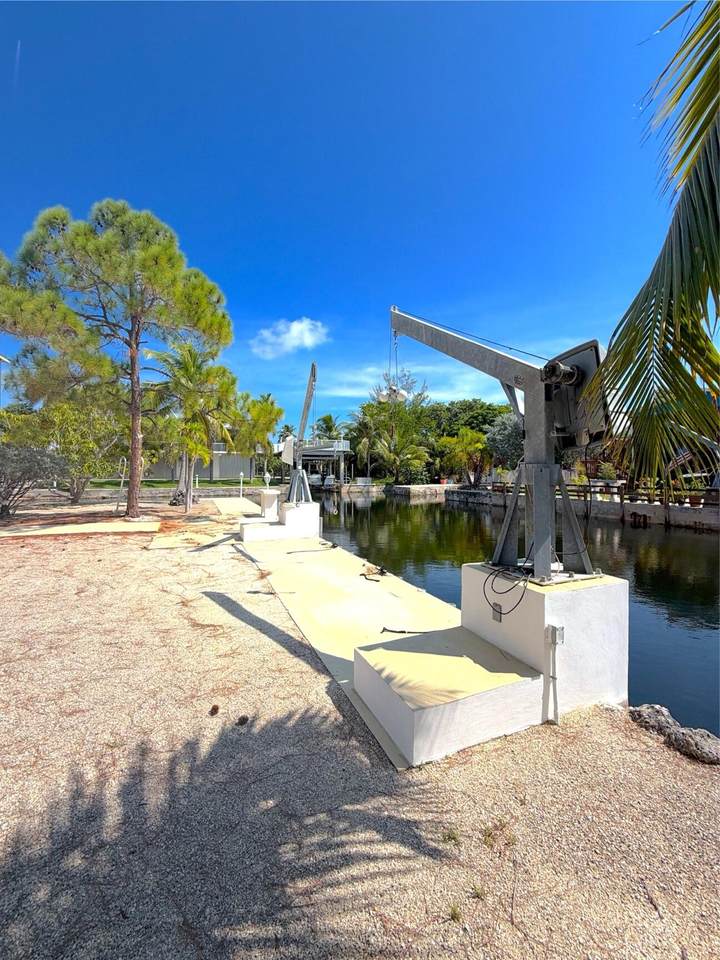 https://bt-photos.global.ssl.fastly.net/flkeys/1280_boomver_2_621441-2.jpg
