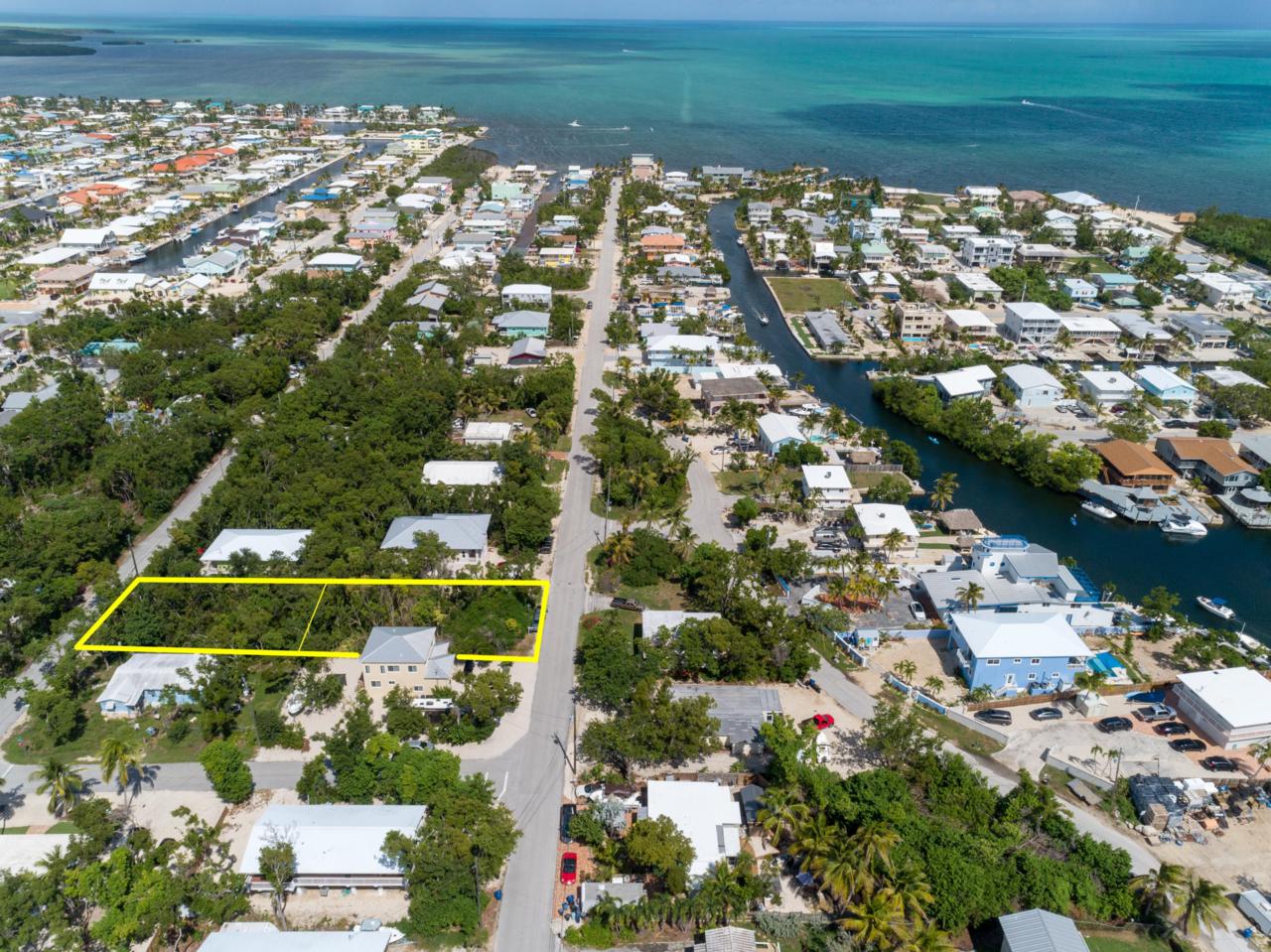 32 Seagate Boulevard - Photo 1