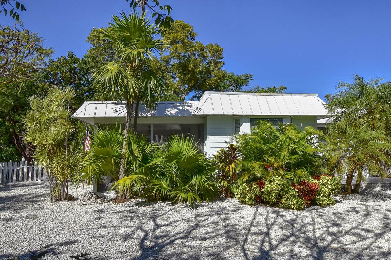 57465 Gibson Street - Photo 1