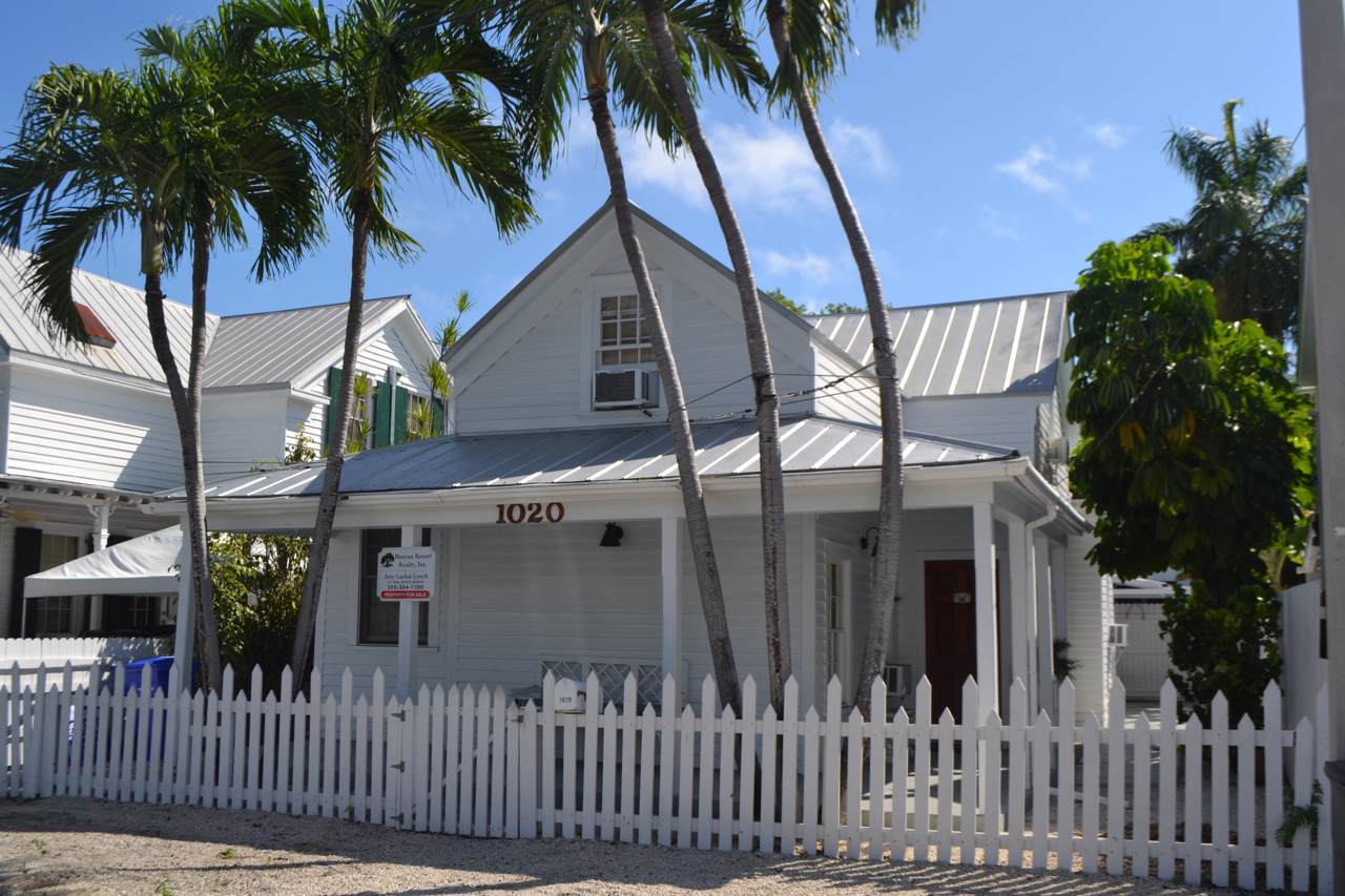 1020 James Street - Photo 1