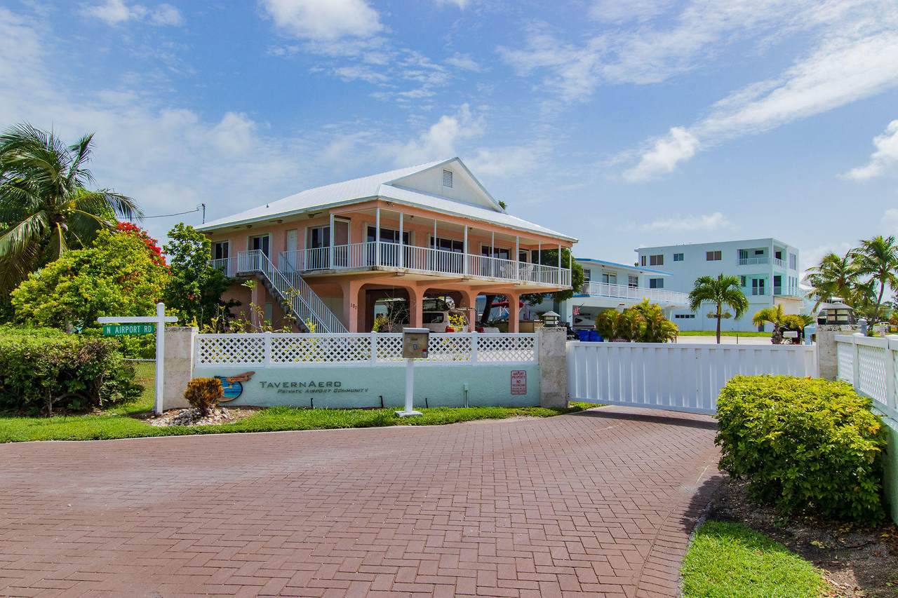 101 Airport Road - Photo 1