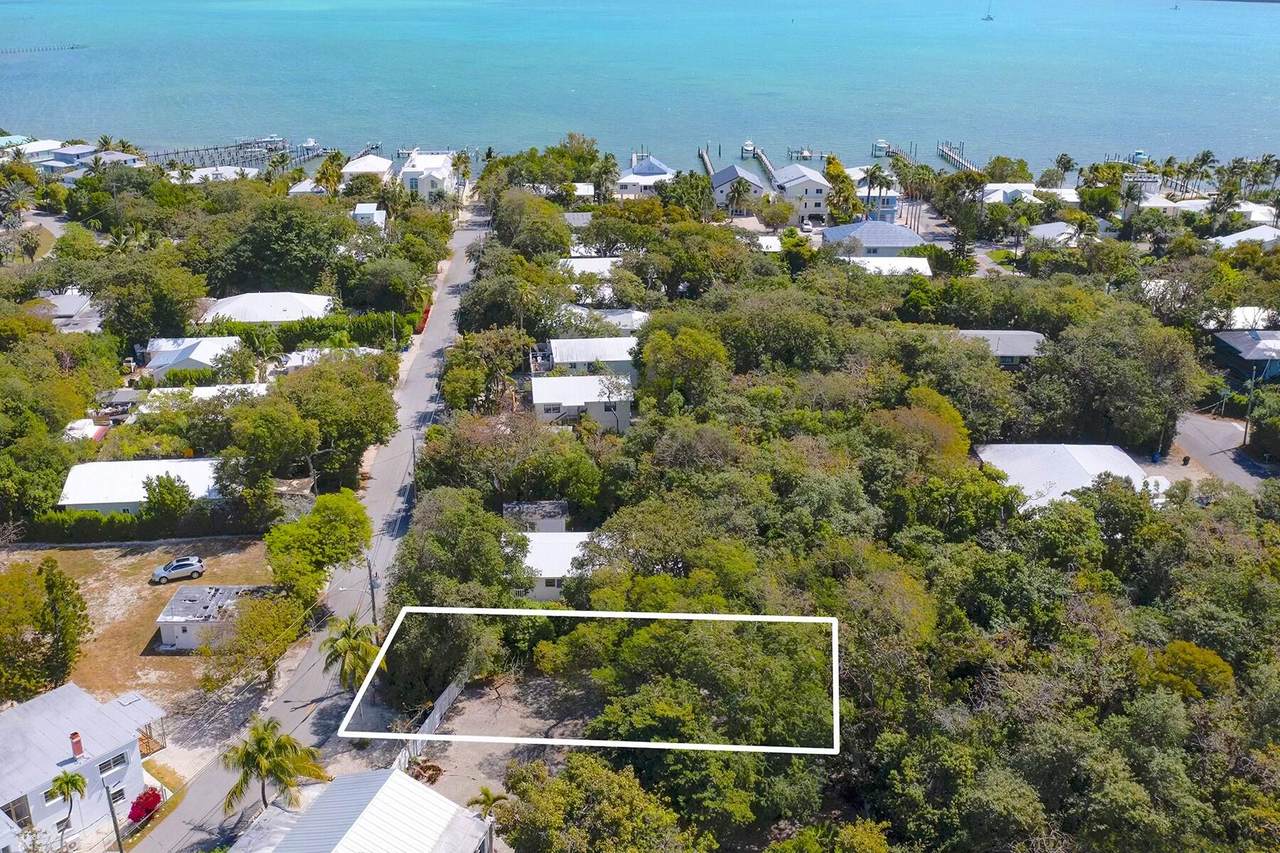 116 Ocean View Drive - Photo 1