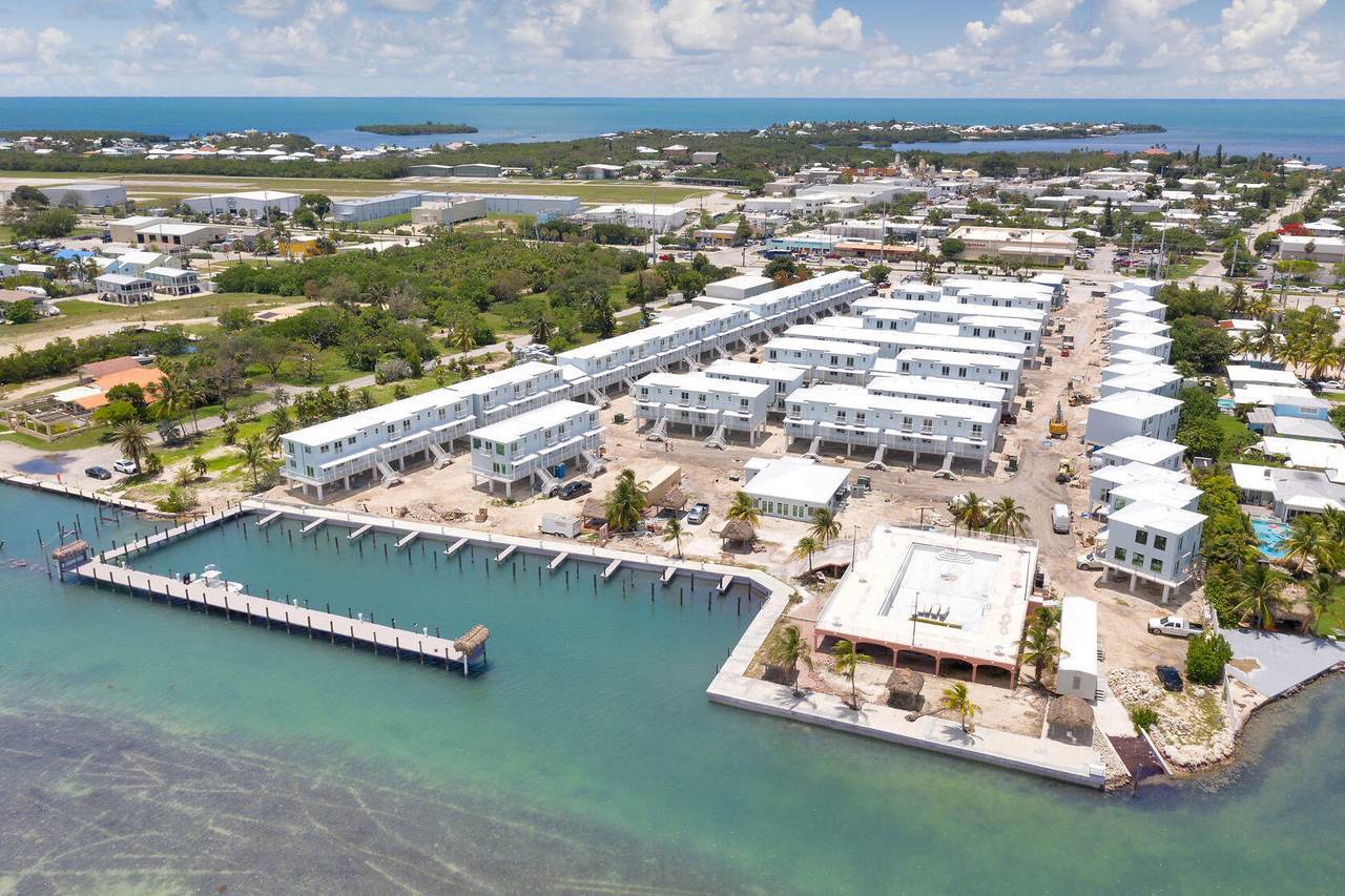 10877 Overseas Highway - Photo 1