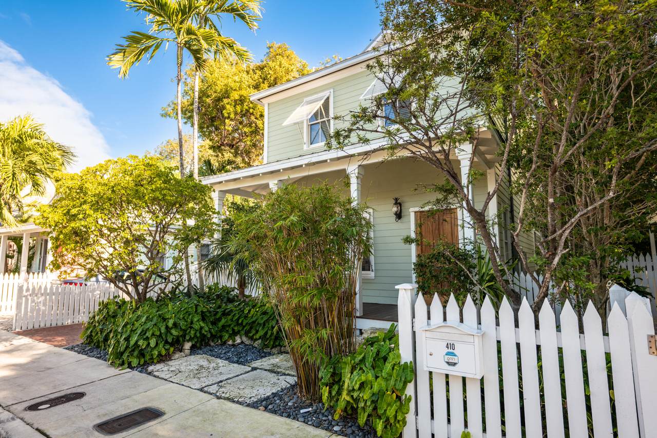 410 Louisa Street - Photo 1