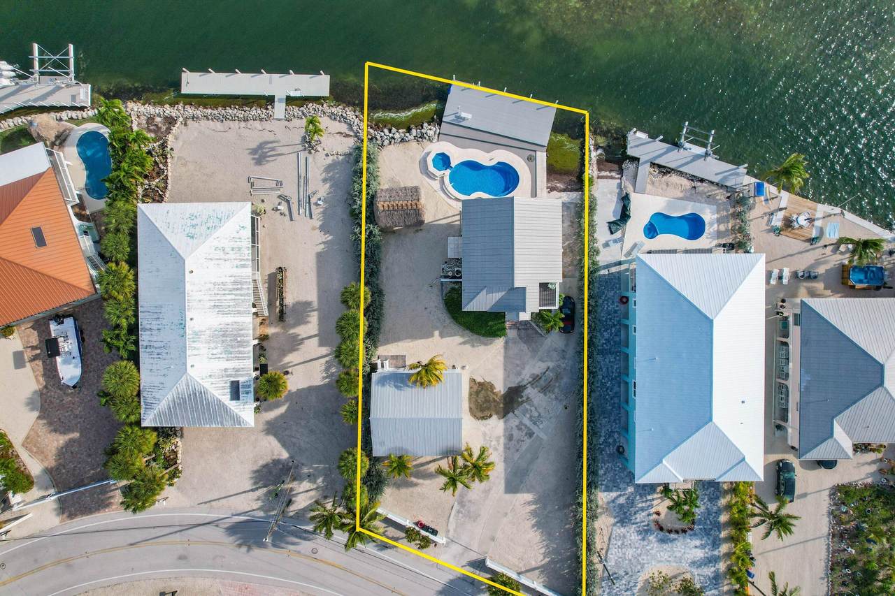 27450 Indies Drive - Photo 1