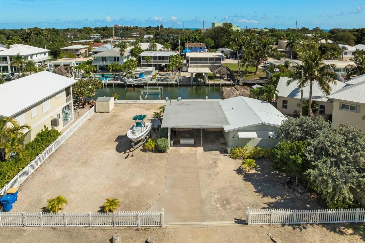 240 Coconut Palm Boulevard - Photo 1