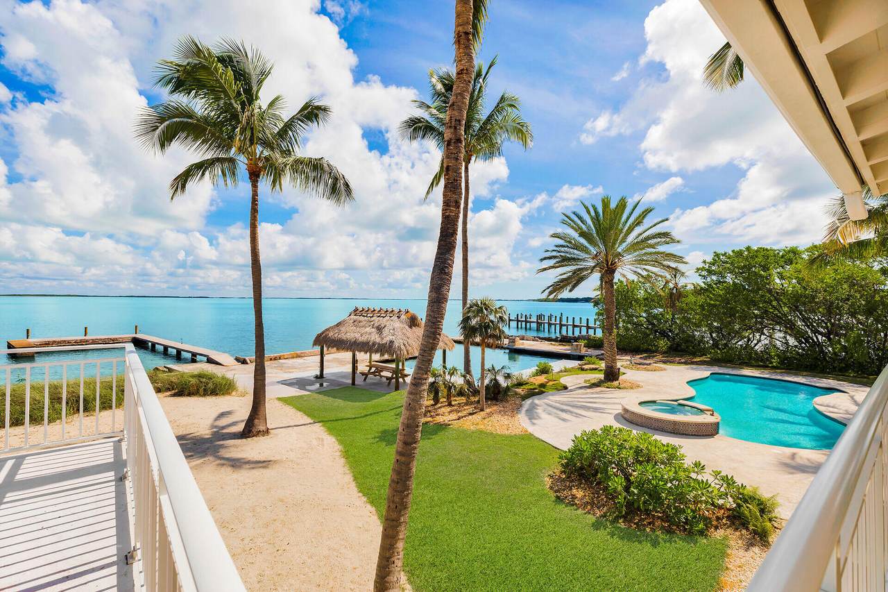 https://bt-photos.global.ssl.fastly.net/flkeys/1280_boomver_4_616004-2.jpg