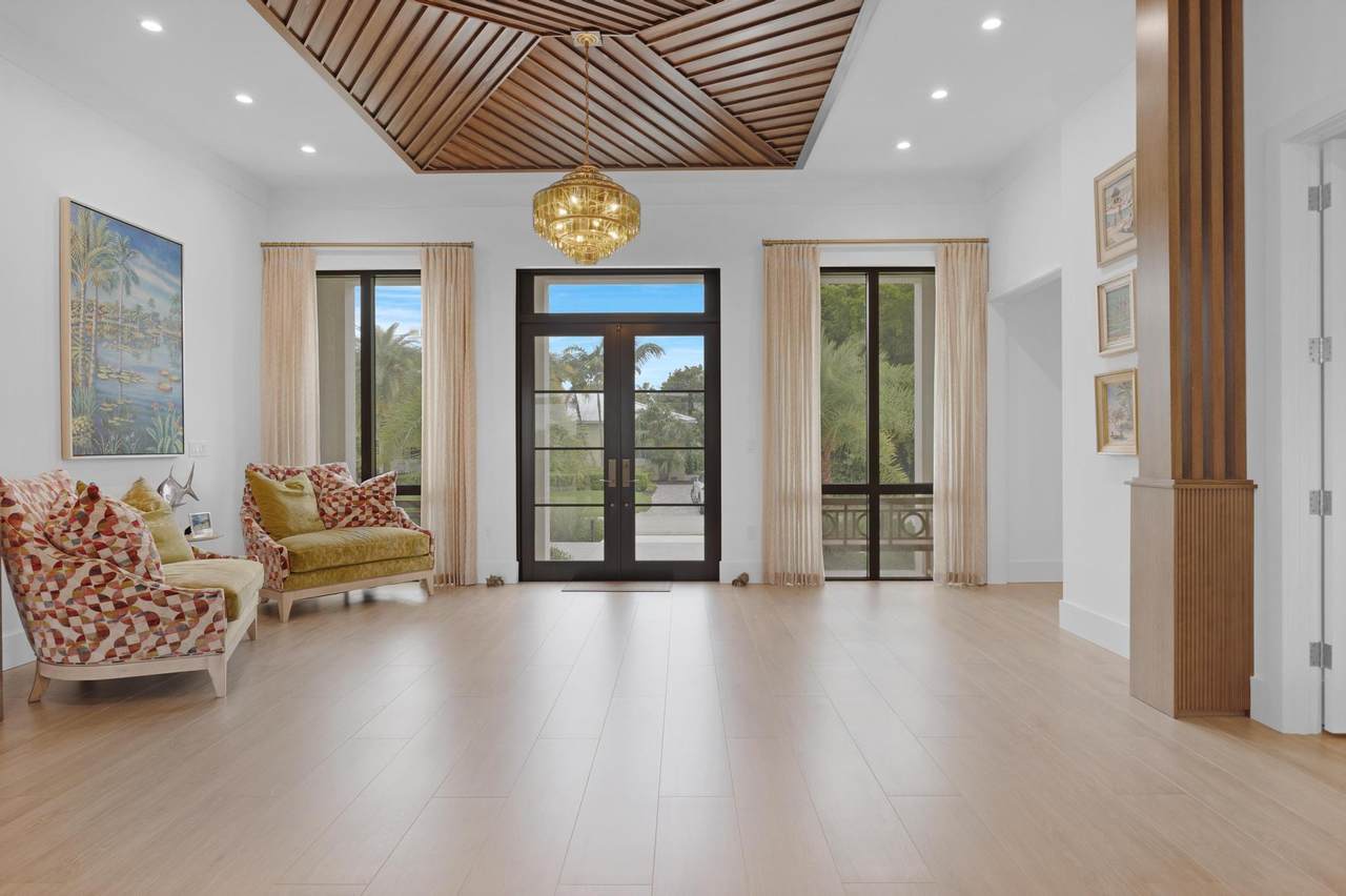 22 Country Club Road - Photo 1