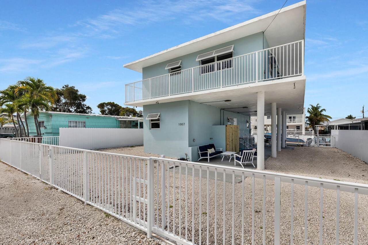 1007 Hialeah Lane - Photo 1