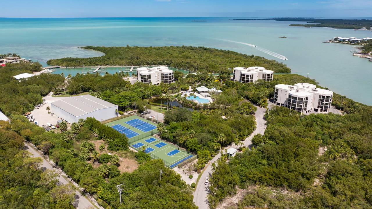 7101 Gulf Of Mexico Boulevard - Photo 1