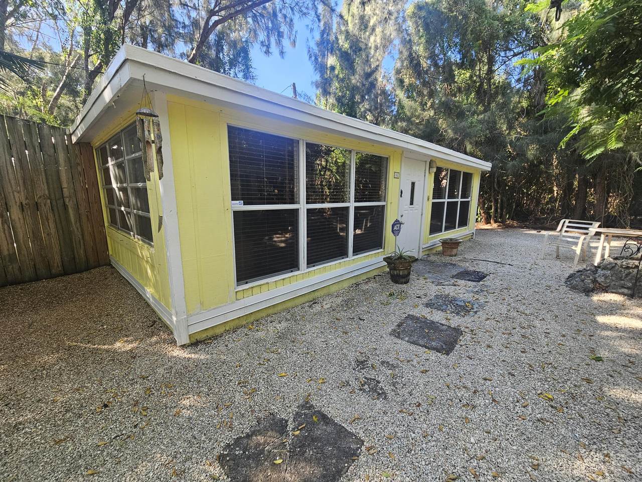 140 Gumbo Limbo Drive - Photo 1