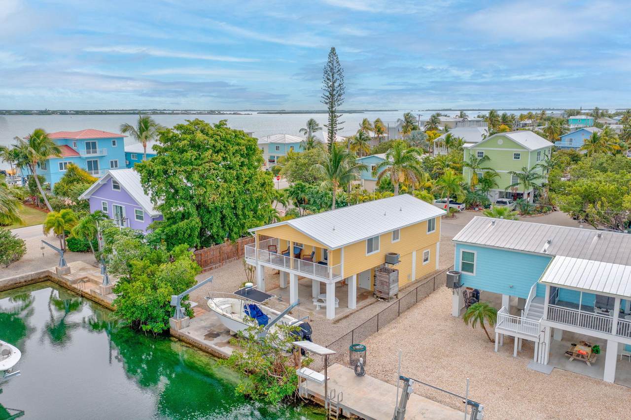 28571 Buccaneer Road - Photo 1