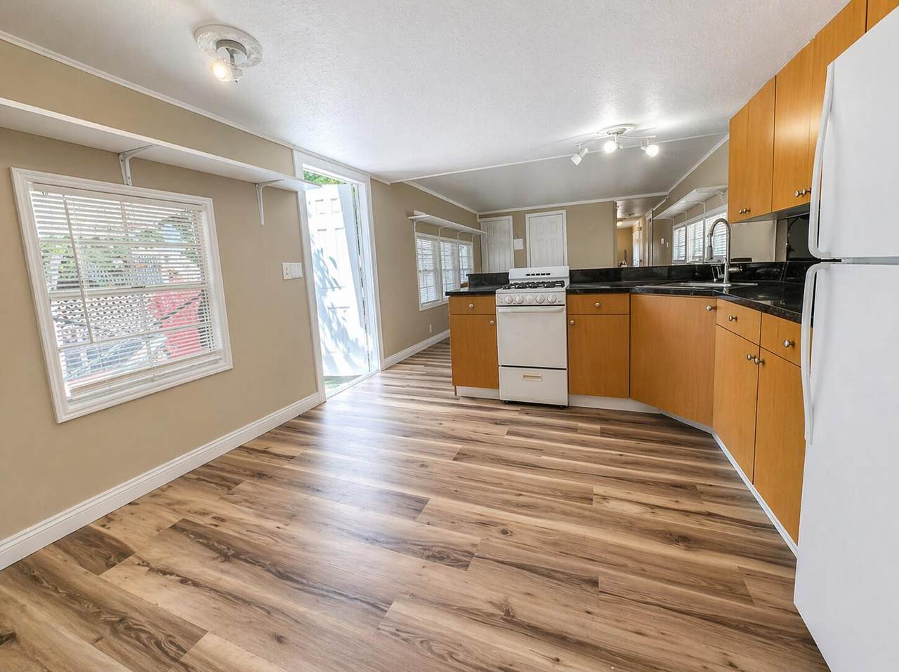 151 Arbor Lane - Photo 1