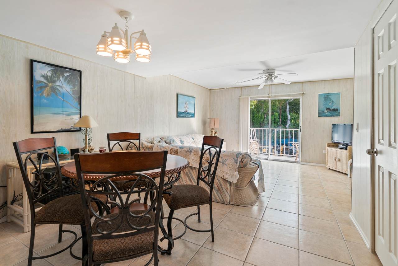 300 Ocean Drive - Photo 1