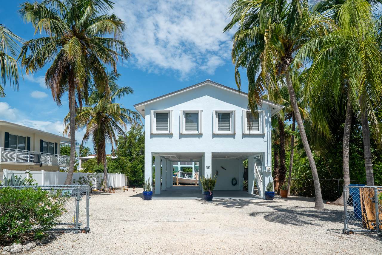 251 Bougainvillea Street - Photo 1