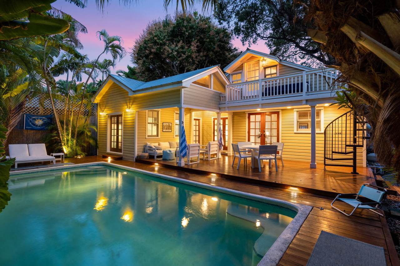 1209 Packer Street - Photo 1