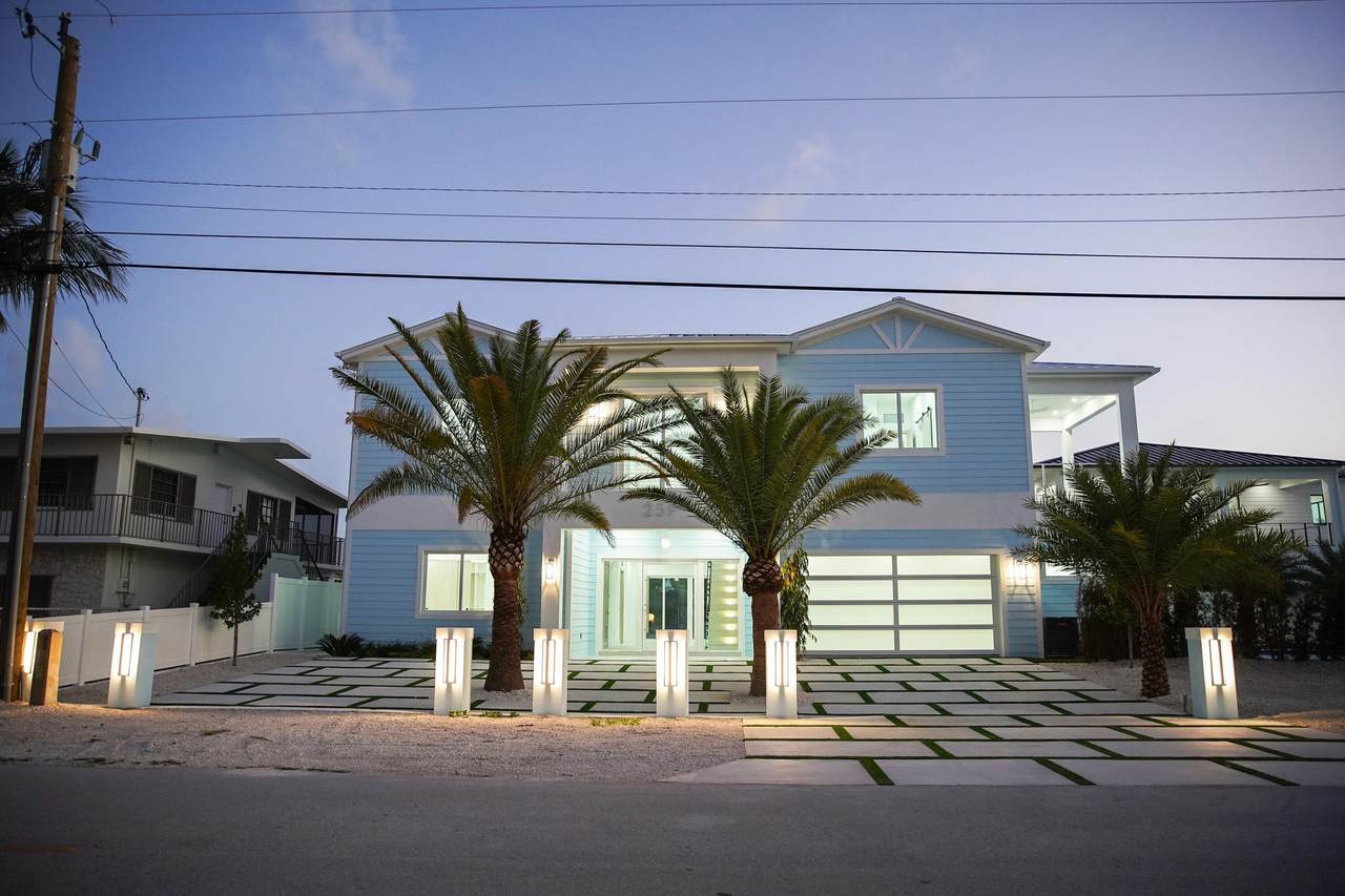 259 St Thomas Avenue - Photo 1