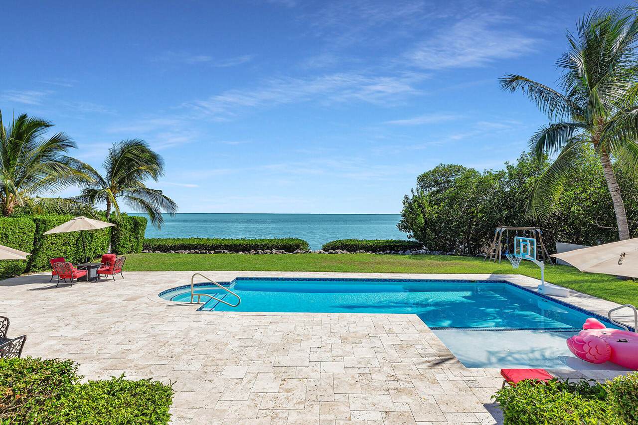 https://bt-photos.global.ssl.fastly.net/flkeys/1280_boomver_3_621314-2.jpg
