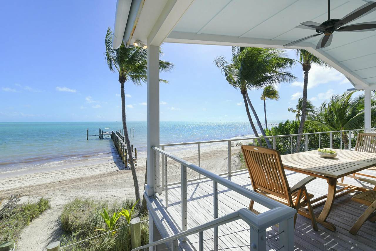 111 Coco Plum Drive - Photo 1