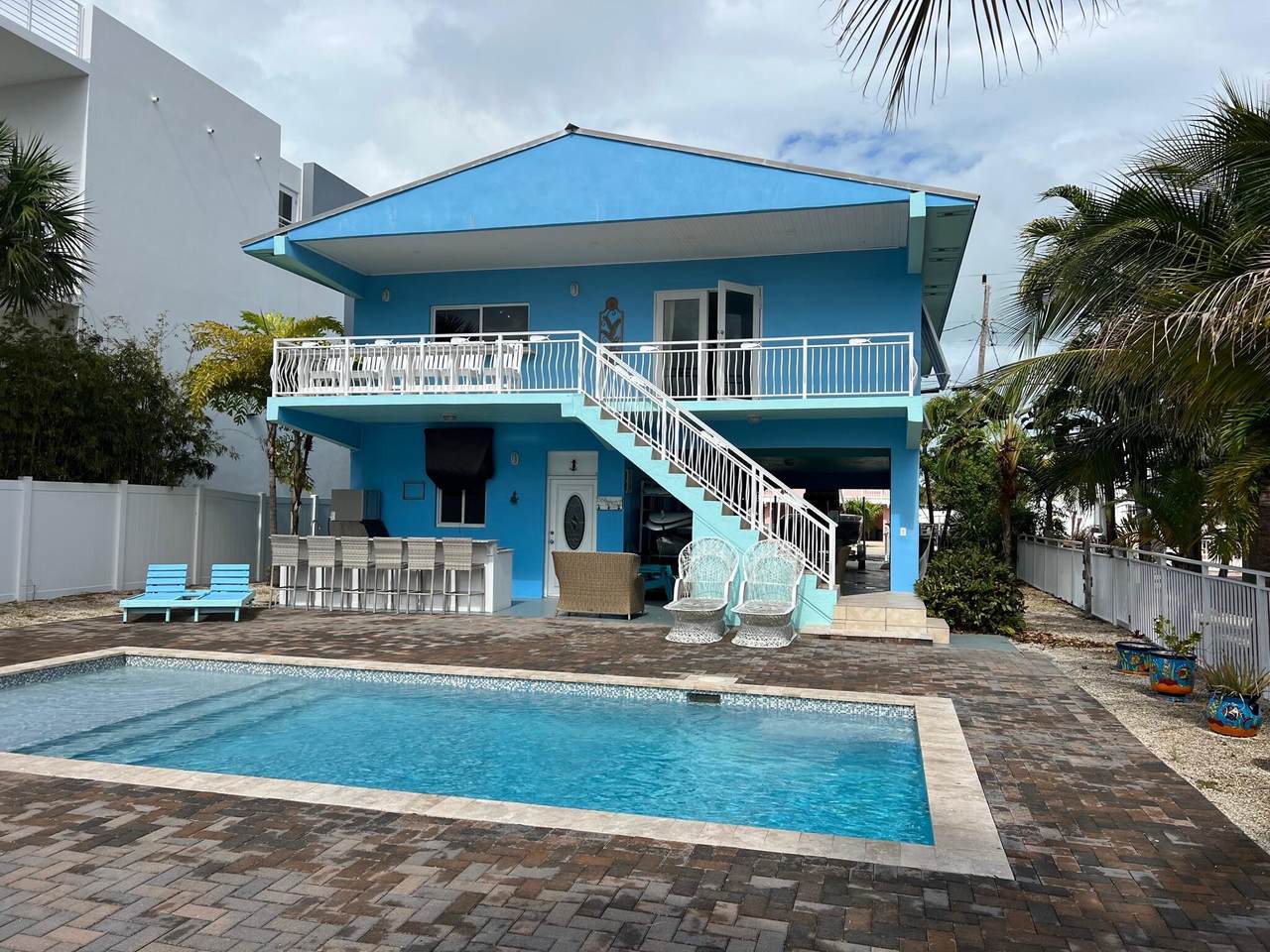 187 Plantation Avenue - Photo 1