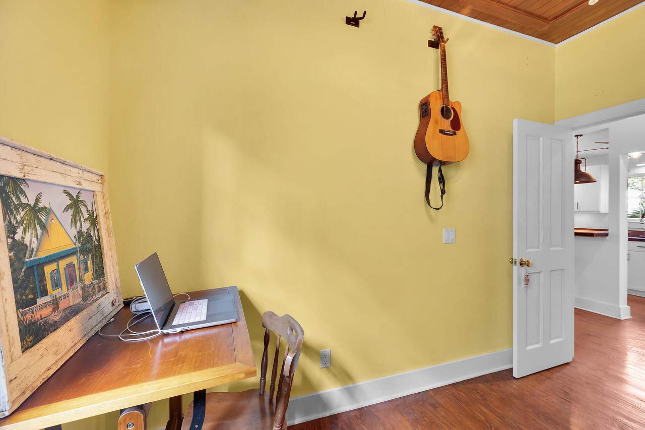 612 Mickens Lane - Photo 1