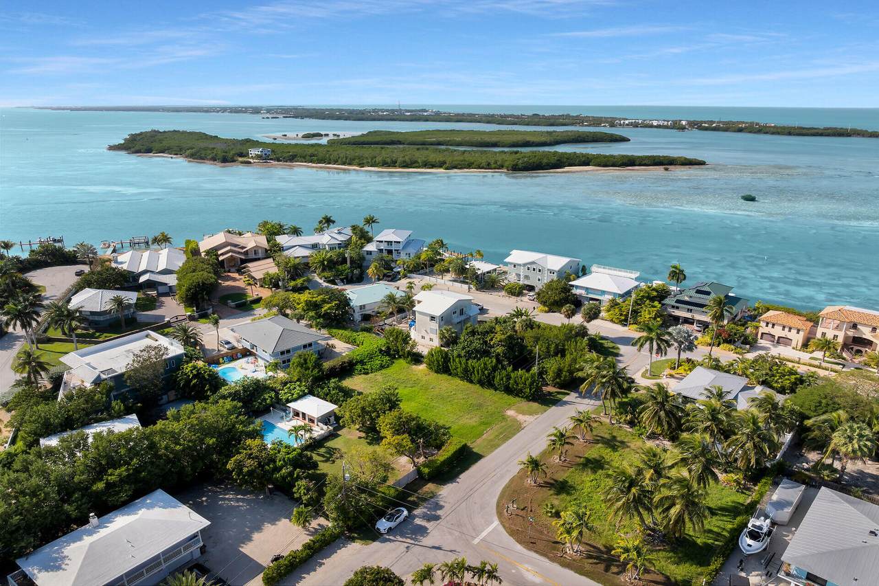 https://bt-photos.global.ssl.fastly.net/flkeys/1280_boomver_3_617800-2.jpg
