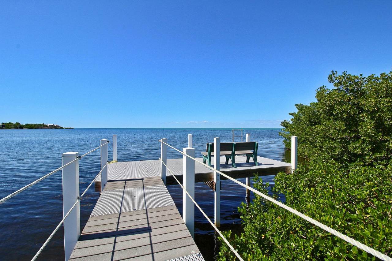 https://bt-photos.global.ssl.fastly.net/flkeys/1280_boomver_5_619885-2.jpg