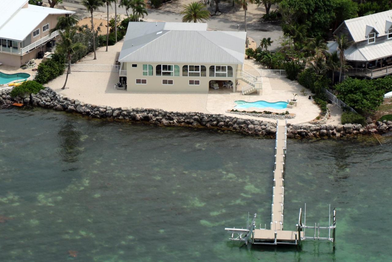 371 Stirrup Key Boulevard - Photo 1