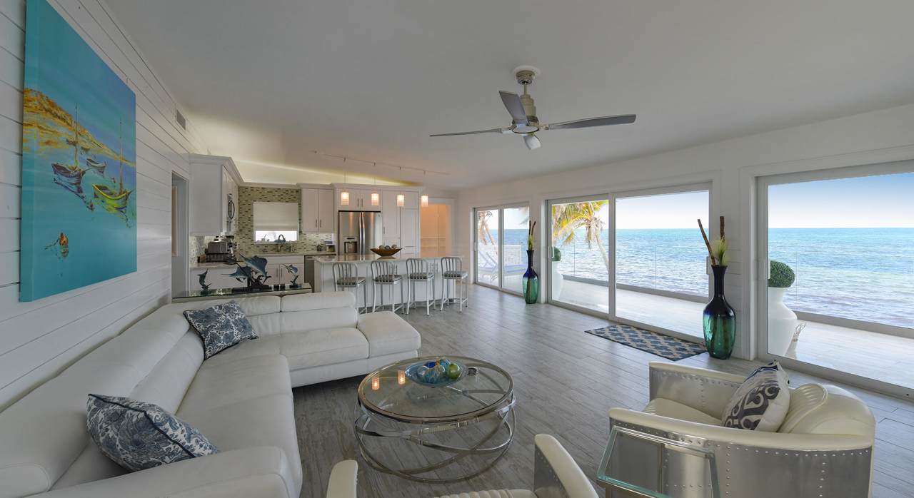 153 Sunset Drive - Photo 1