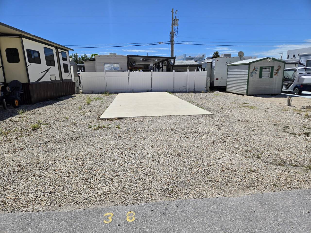 325 Calusa Street - Photo 1