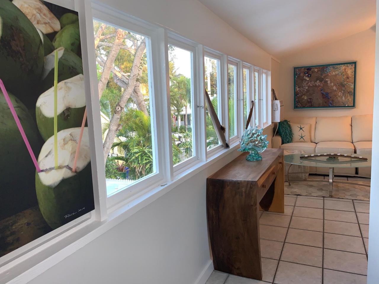1401 Newton Street - Photo 1