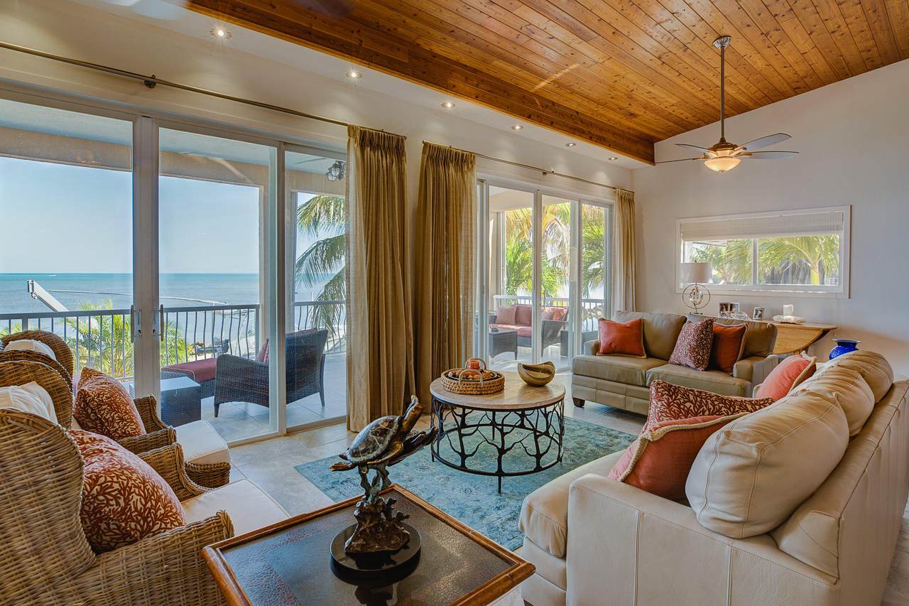 139 Dubonnet Road - Photo 1
