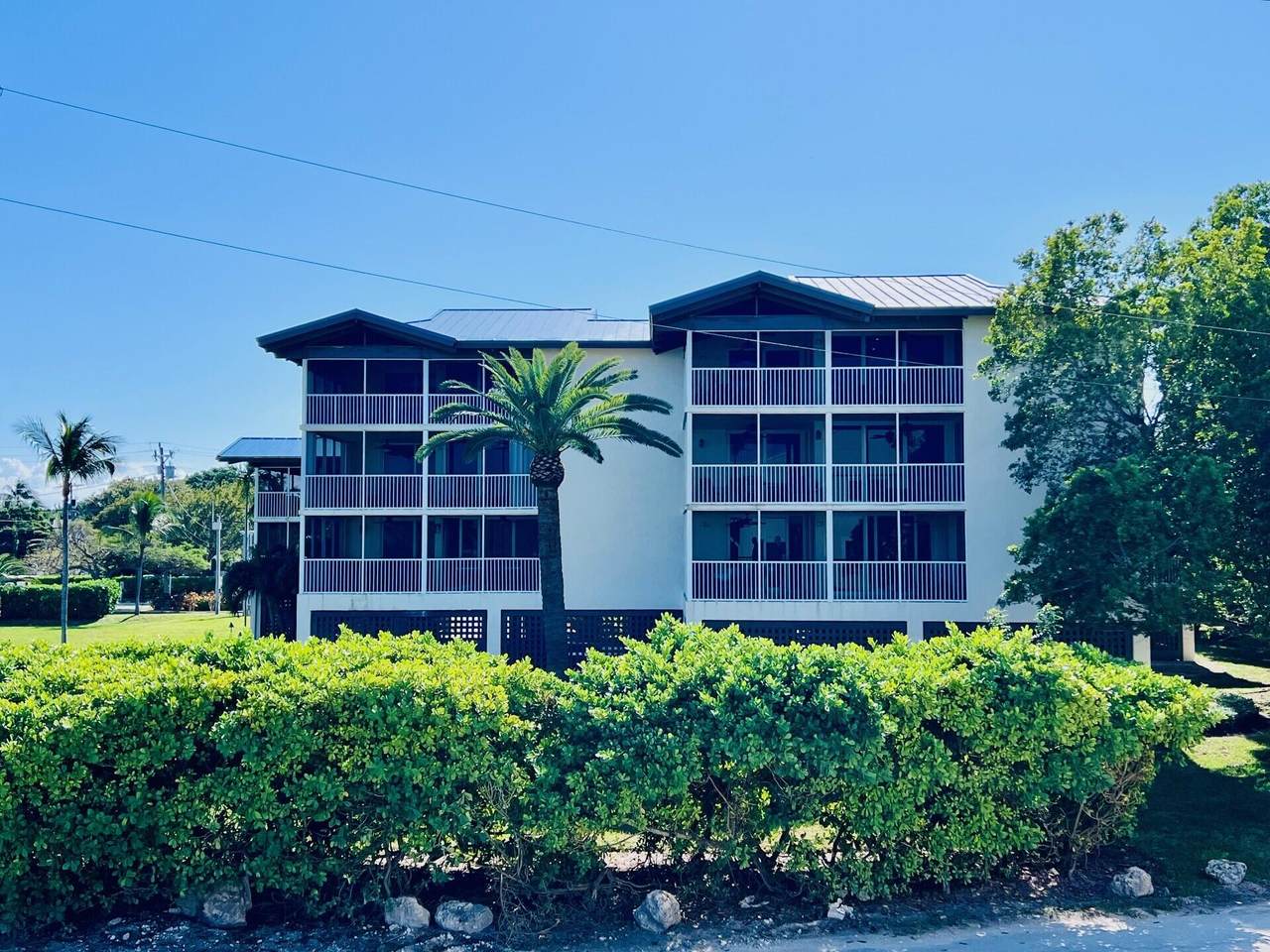 8202 Marina Villa Drive - Photo 1