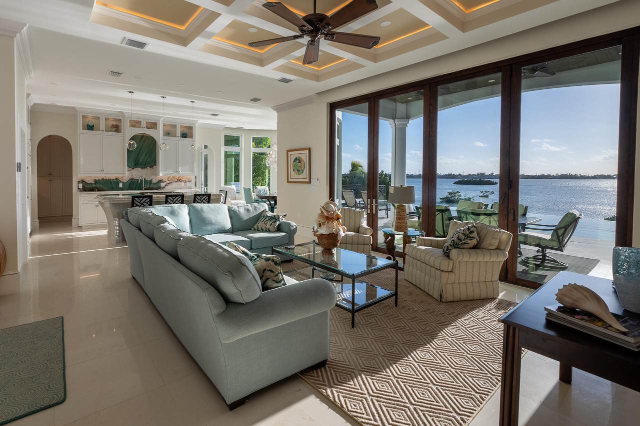 42 Cannon Royal Drive - Photo 1