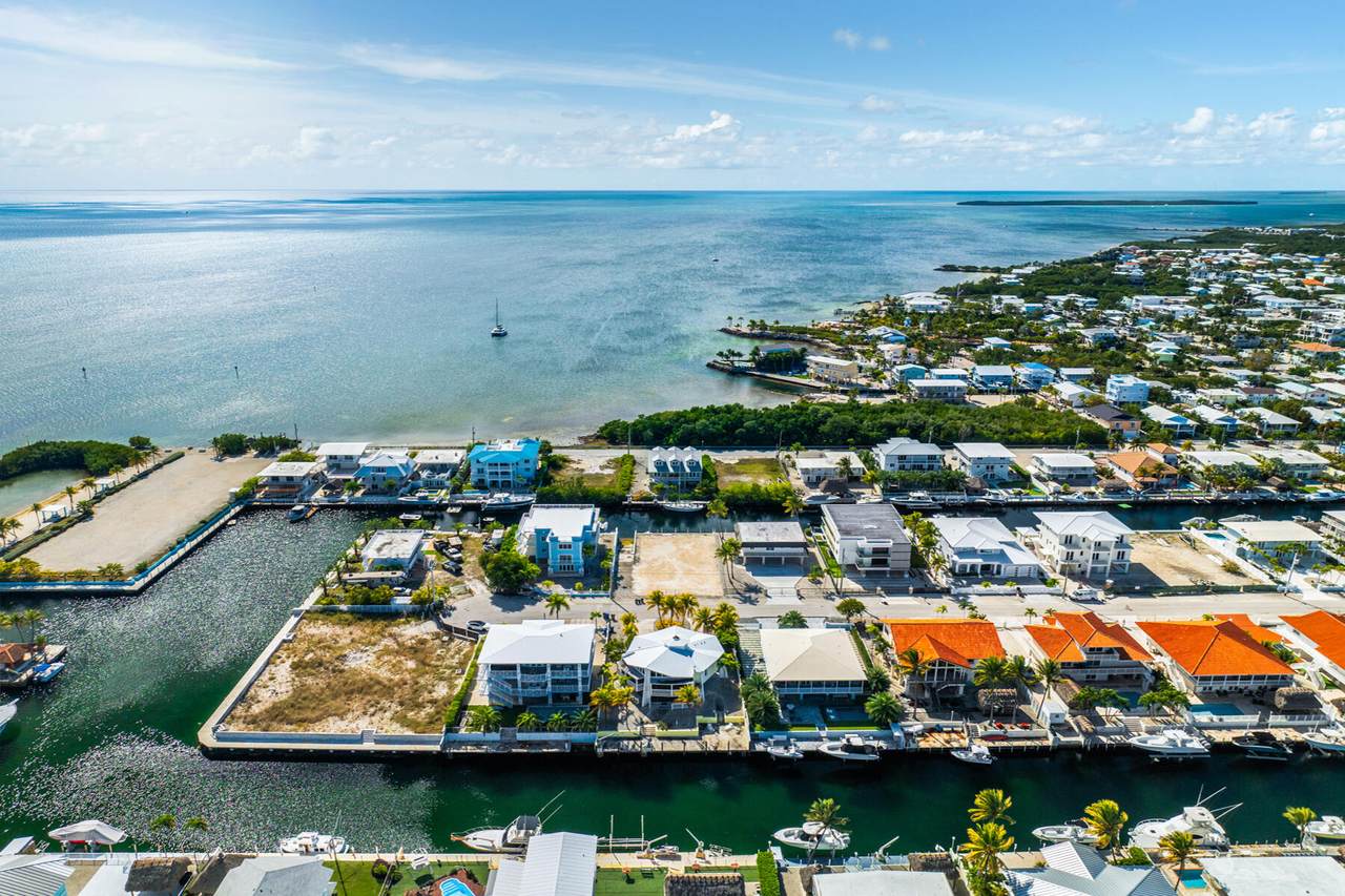 https://bt-photos.global.ssl.fastly.net/flkeys/1280_boomver_5_614782-2.jpg