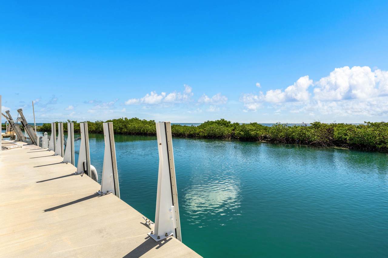 https://bt-photos.global.ssl.fastly.net/flkeys/1280_boomver_6_616613-2.jpg