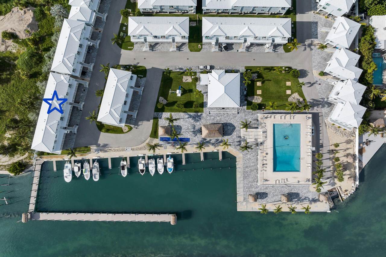 10877 Overseas Highway - Photo 1