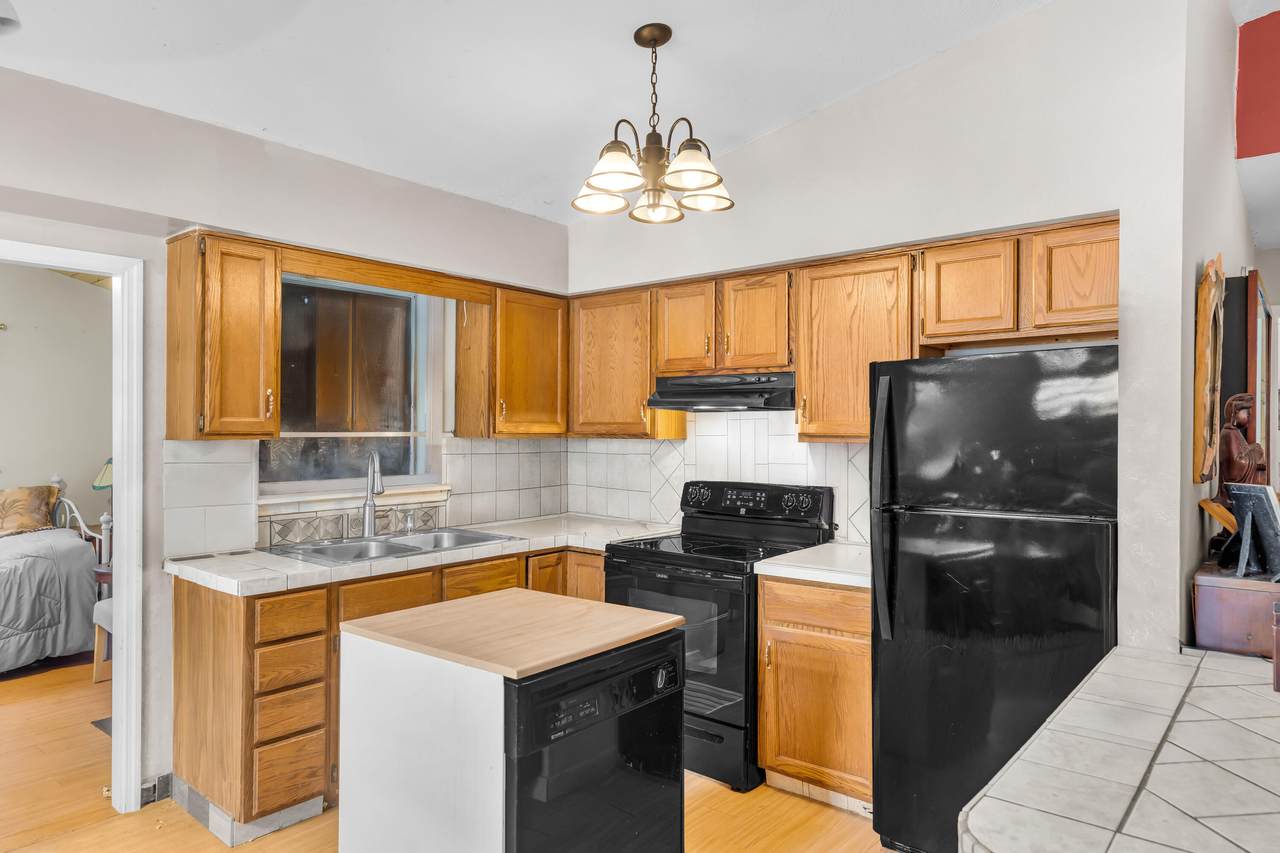 322 Mahogany Drive - Photo 1