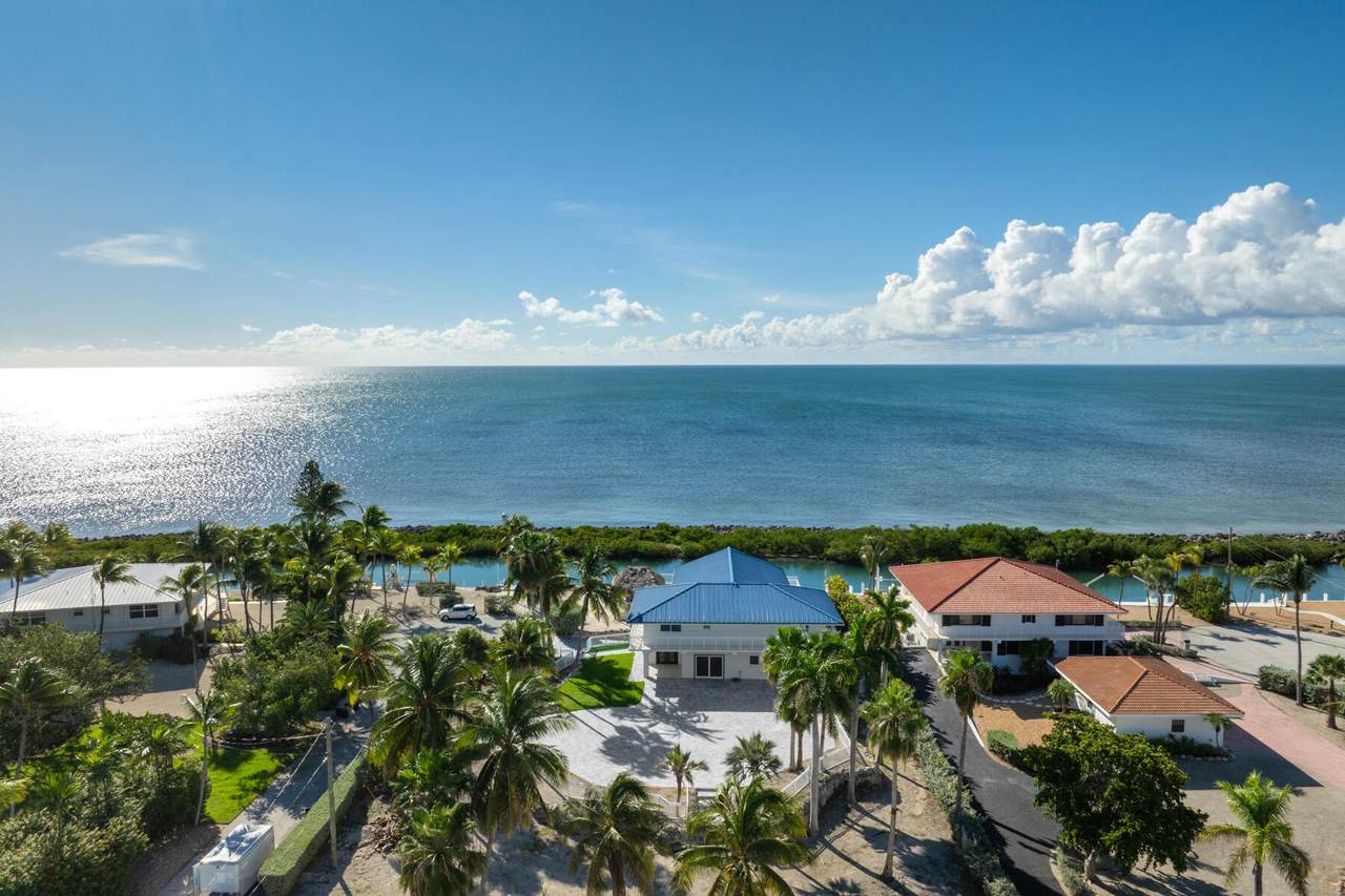 https://bt-photos.global.ssl.fastly.net/flkeys/1280_boomver_6_616613-2.jpg
