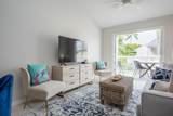 620 Thomas Street - Photo 3