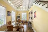 411 Emma Street - Photo 6
