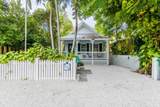 1033 Catherine Street - Photo 2