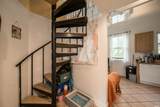 405 Petronia Street - Photo 22