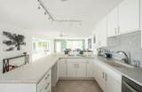 205 Point Drive - Photo 13