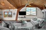815 Shore Drive - Photo 4