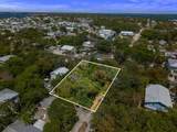 687 Lake Drive - Photo 2