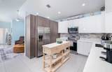 416 Collins Street - Photo 5