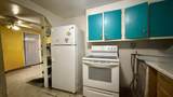 410 Avenue C - Photo 4