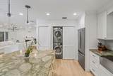 207 Sunset Boulevard - Photo 10