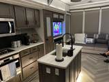 999 Morris Avenue - Photo 11